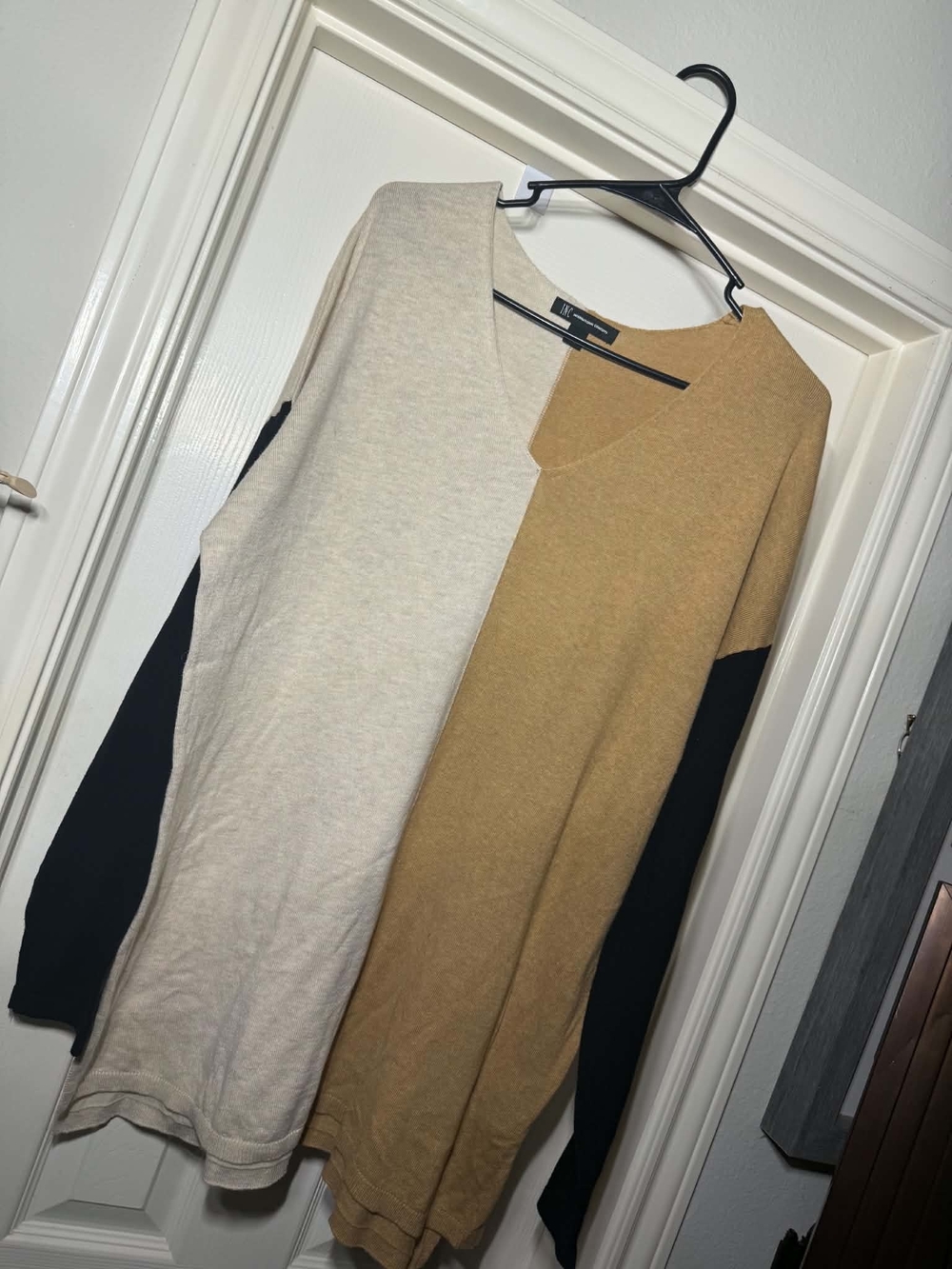INC International Concepts  Colorblock V-Neck Sweater in Beige, Mustard & Black